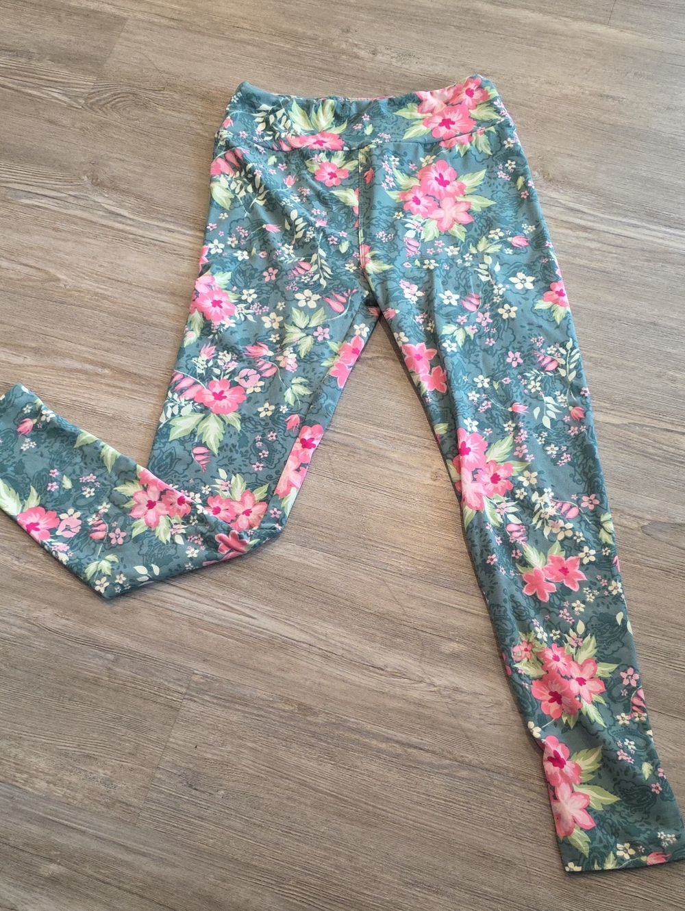 LuLaRoe Buttery Soft Leggings